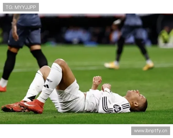 皇马防守稳定性下降引发关注，对赛季关键阶段表现造成影响