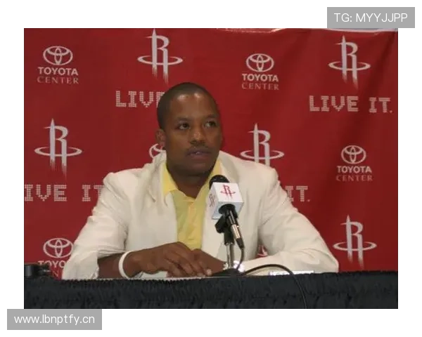 史蒂夫·弗朗西斯突破得分效率提升明显拉开与同期后卫差距